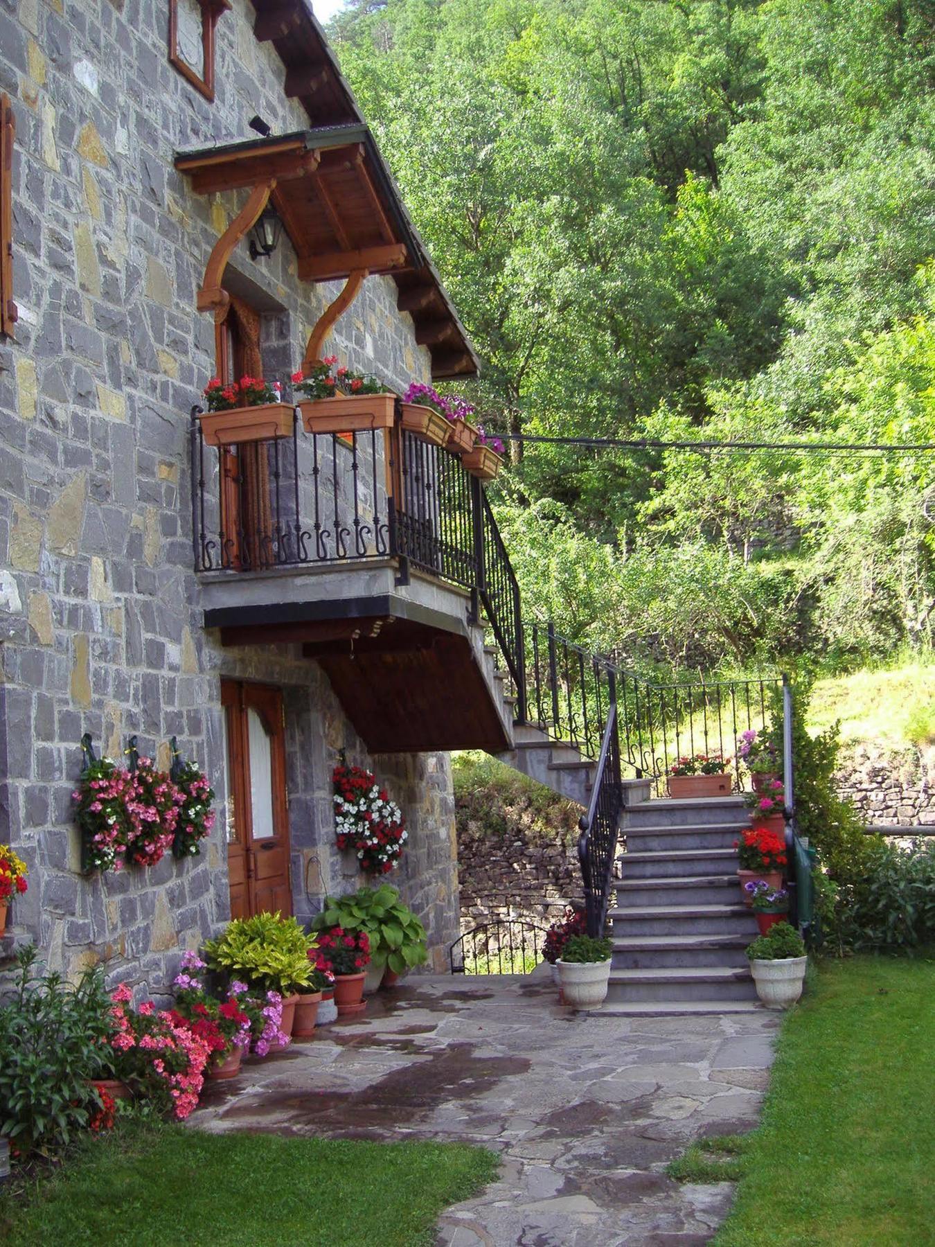 Gasthaus Casa Martin Ordesa Sarvisé Exterior foto
